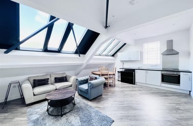 Avenue D, Snienton Market,, Hockley, Nottingham - Image 2